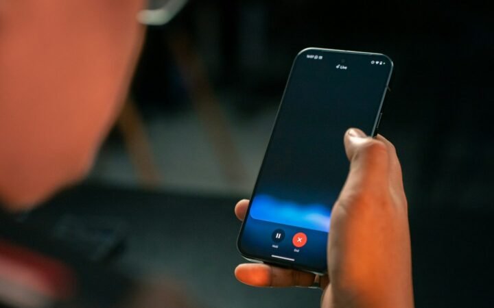 Google Gemini İşletmeleri Kullanıcılar Adına Aramaya Başlıyor: “Call for Me” Özelliği Test Ediliyor